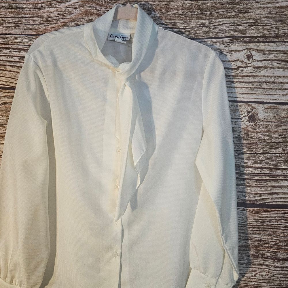 Vintage Corey Lynn women's 18 lt cream blouse pre-owned